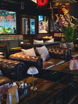 Trendy Bar